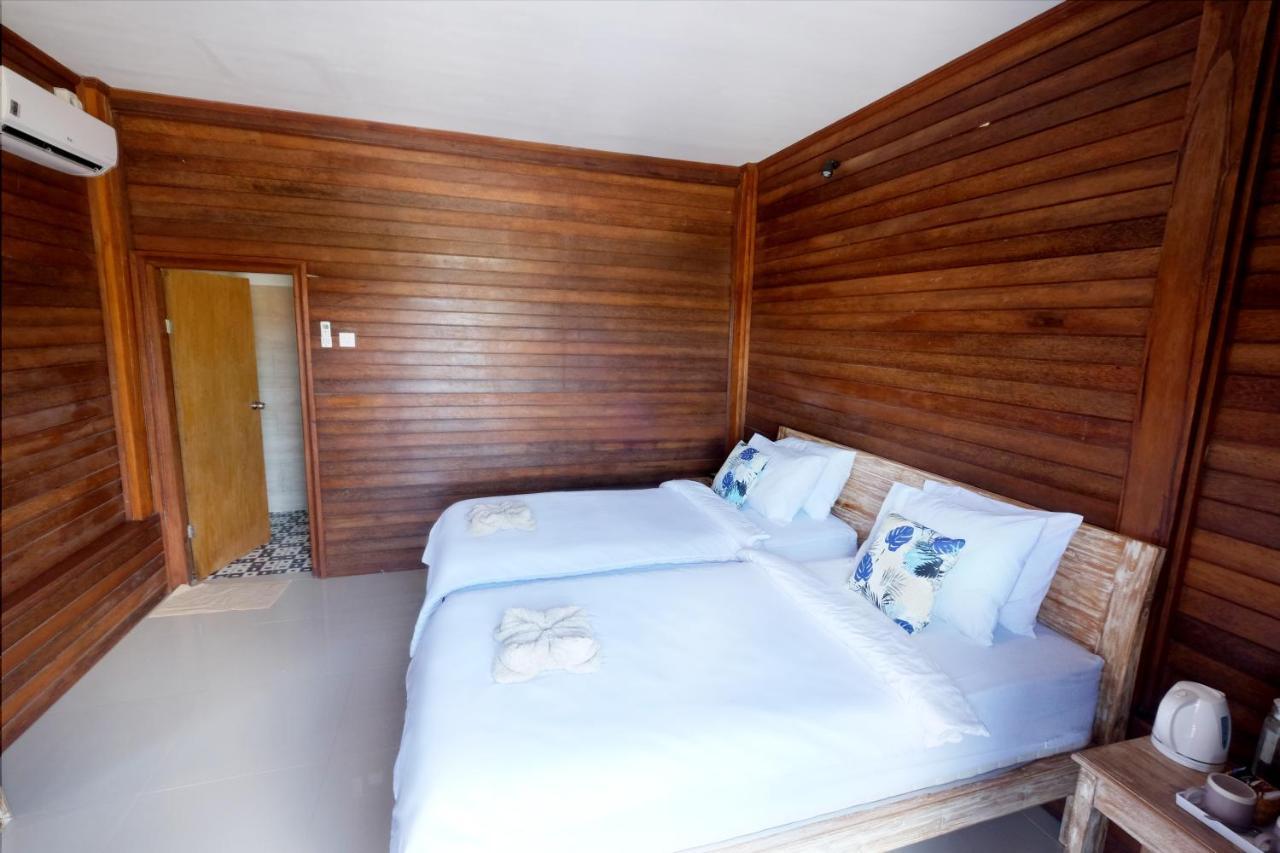 Adara Beach Huts Batununggul 외부 사진