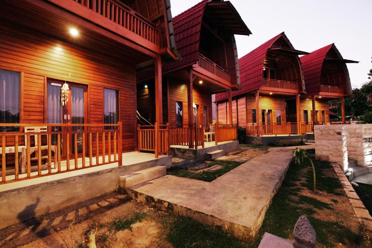 Adara Beach Huts Batununggul 외부 사진