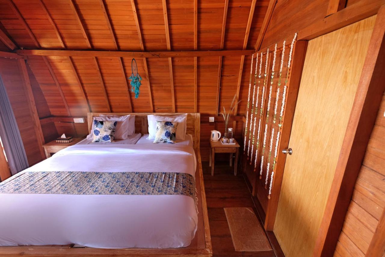 Adara Beach Huts Batununggul 외부 사진