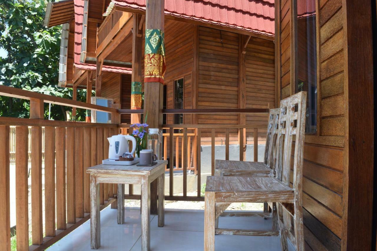 Adara Beach Huts Batununggul 외부 사진